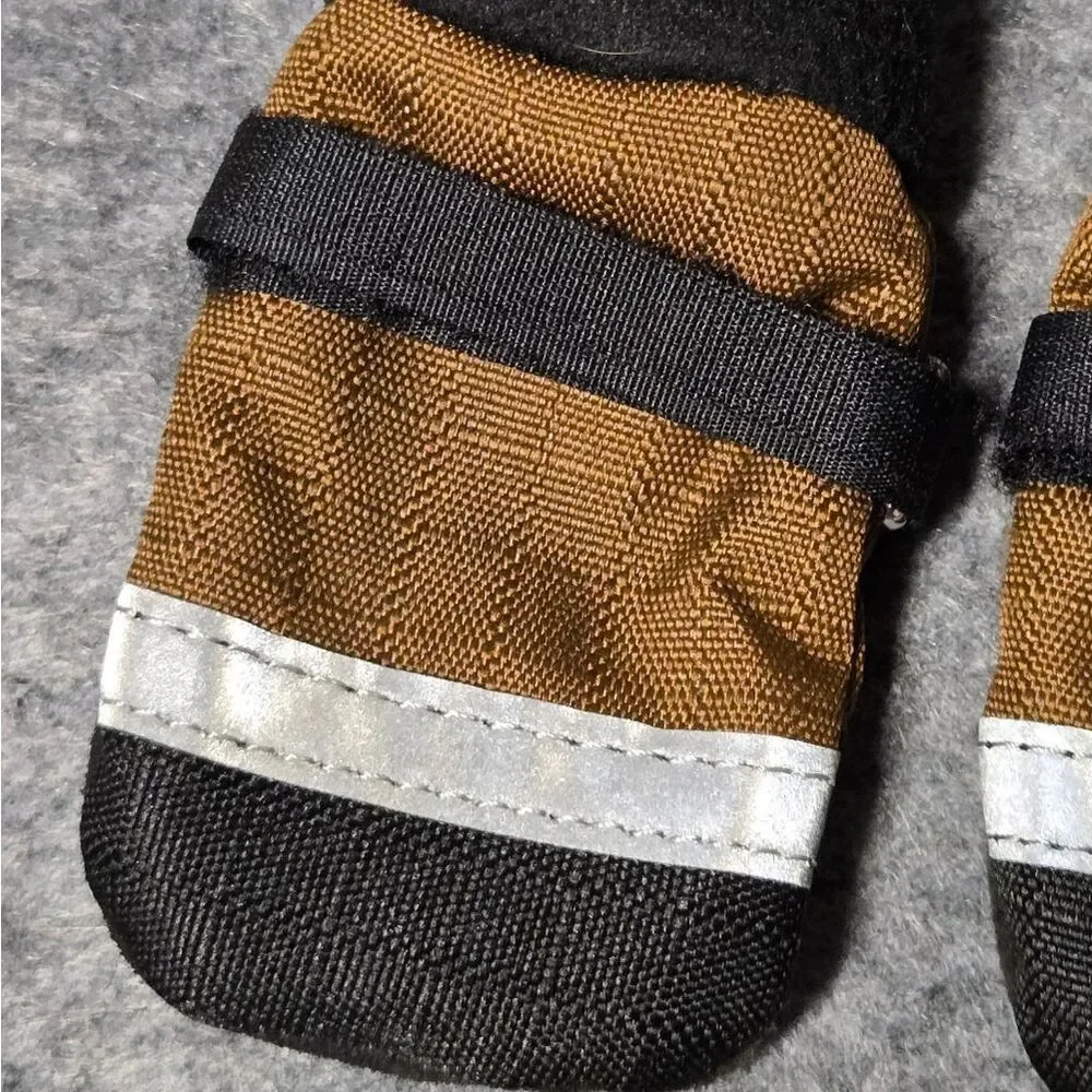 Dog Shoes XS Paw Protection Brown Tan Reflective Winter Socks Set of 4 + Mesh Ba